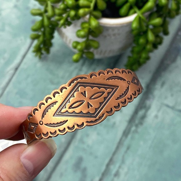 Vintage Arrow Moon Feather Copper Cuff Bracelet - Picture 6 of 6
